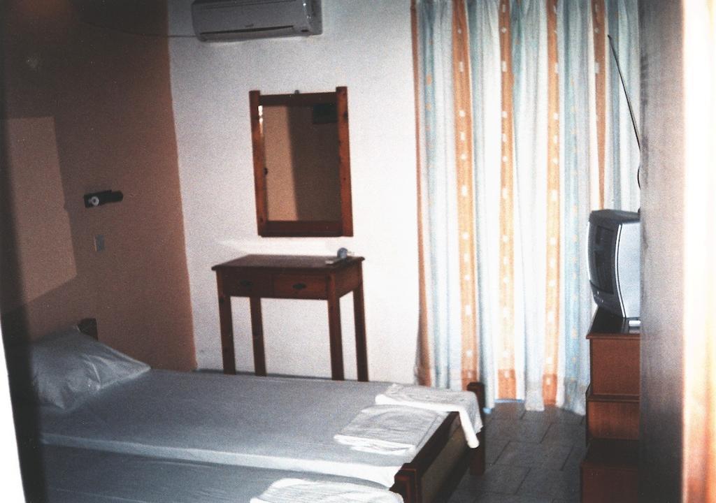 Dina'S Rooms Mesongí Стая снимка